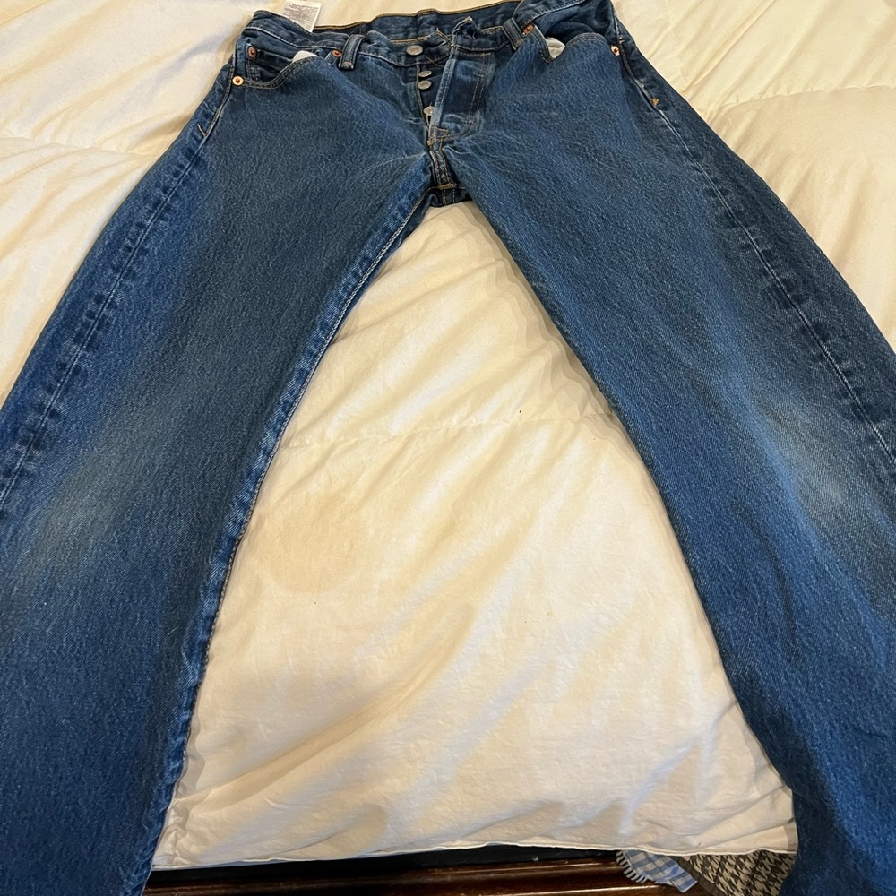 Levi 501 shrink to fit jeans, size 31 X 34. In great shape!